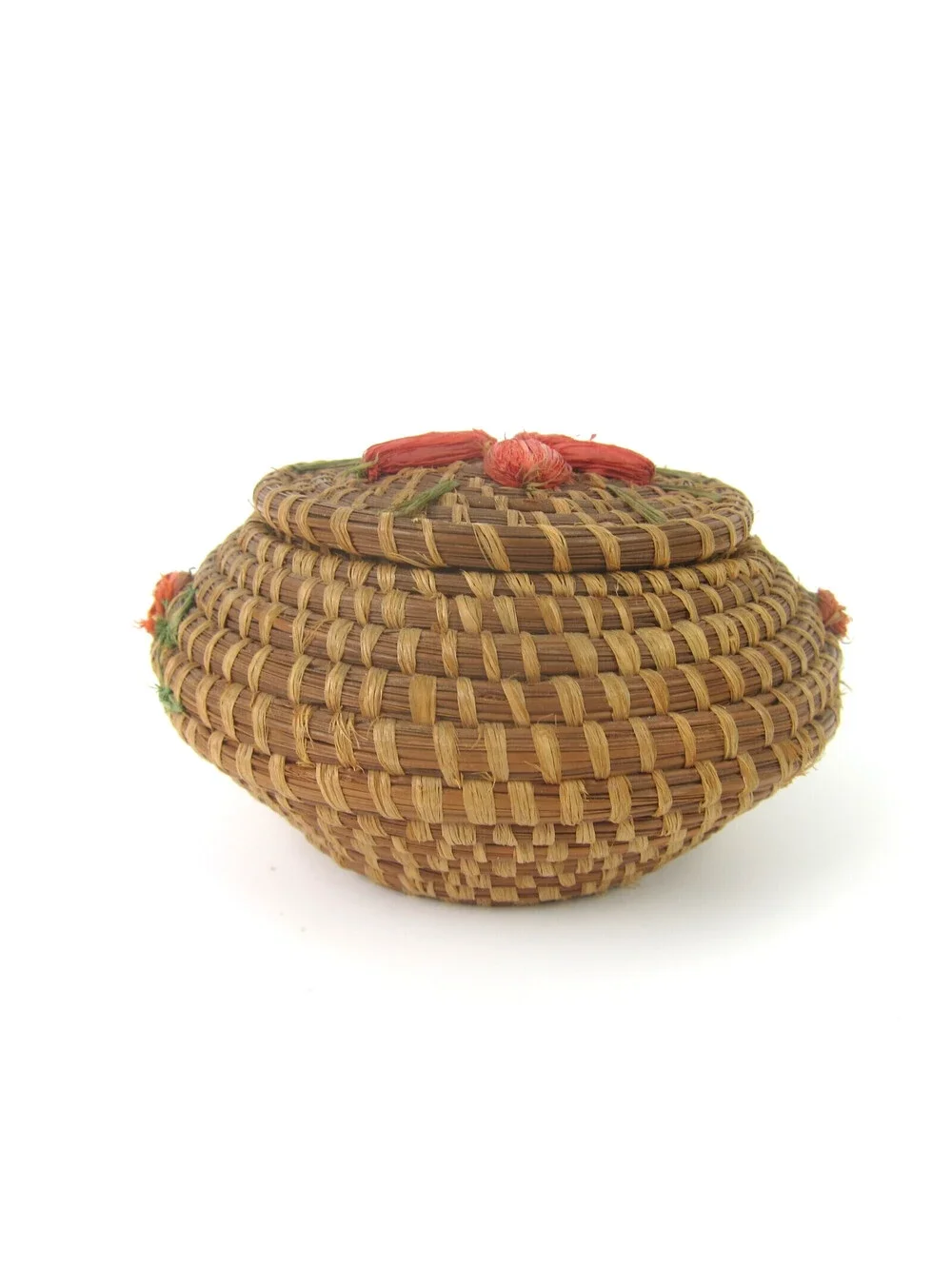Coushatta Pine Needle Basket Applied Flowers Lidded Native American Vintage RARE